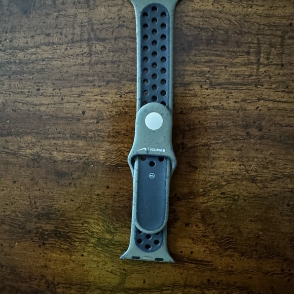 Apple Gray and Black Smartwatch Case - Picture 1 of 1
